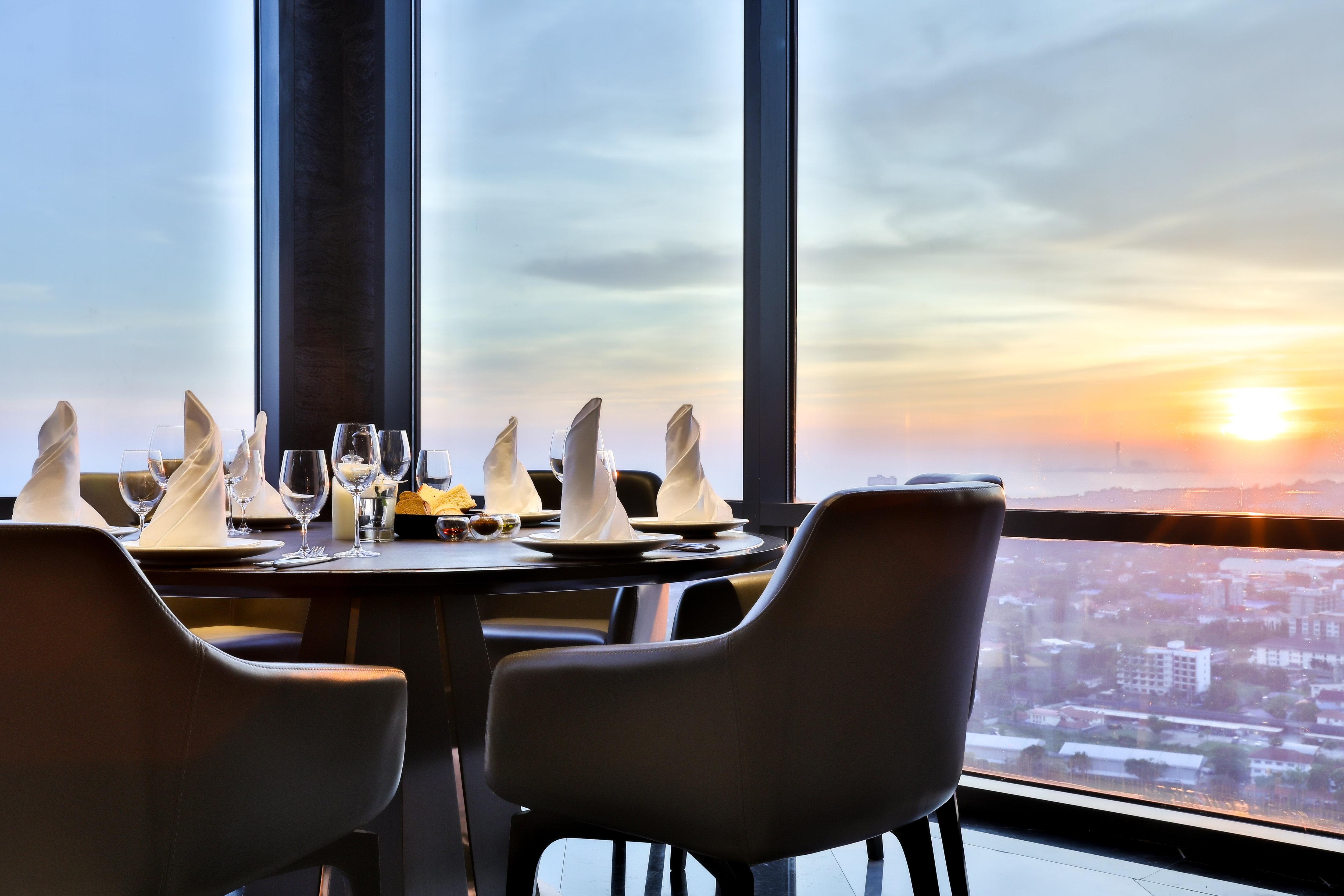 Holiday Inn & Suites Rayong City Centre By Ihg Εξωτερικό φωτογραφία
