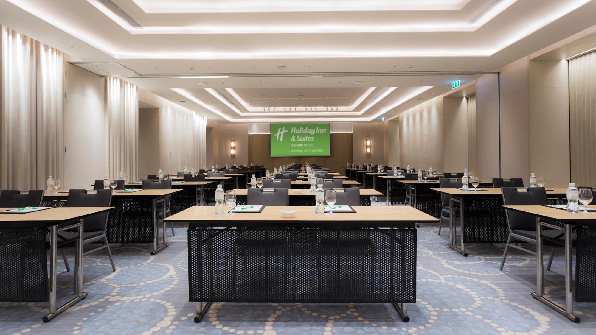 Holiday Inn & Suites Rayong City Centre By Ihg Εξωτερικό φωτογραφία