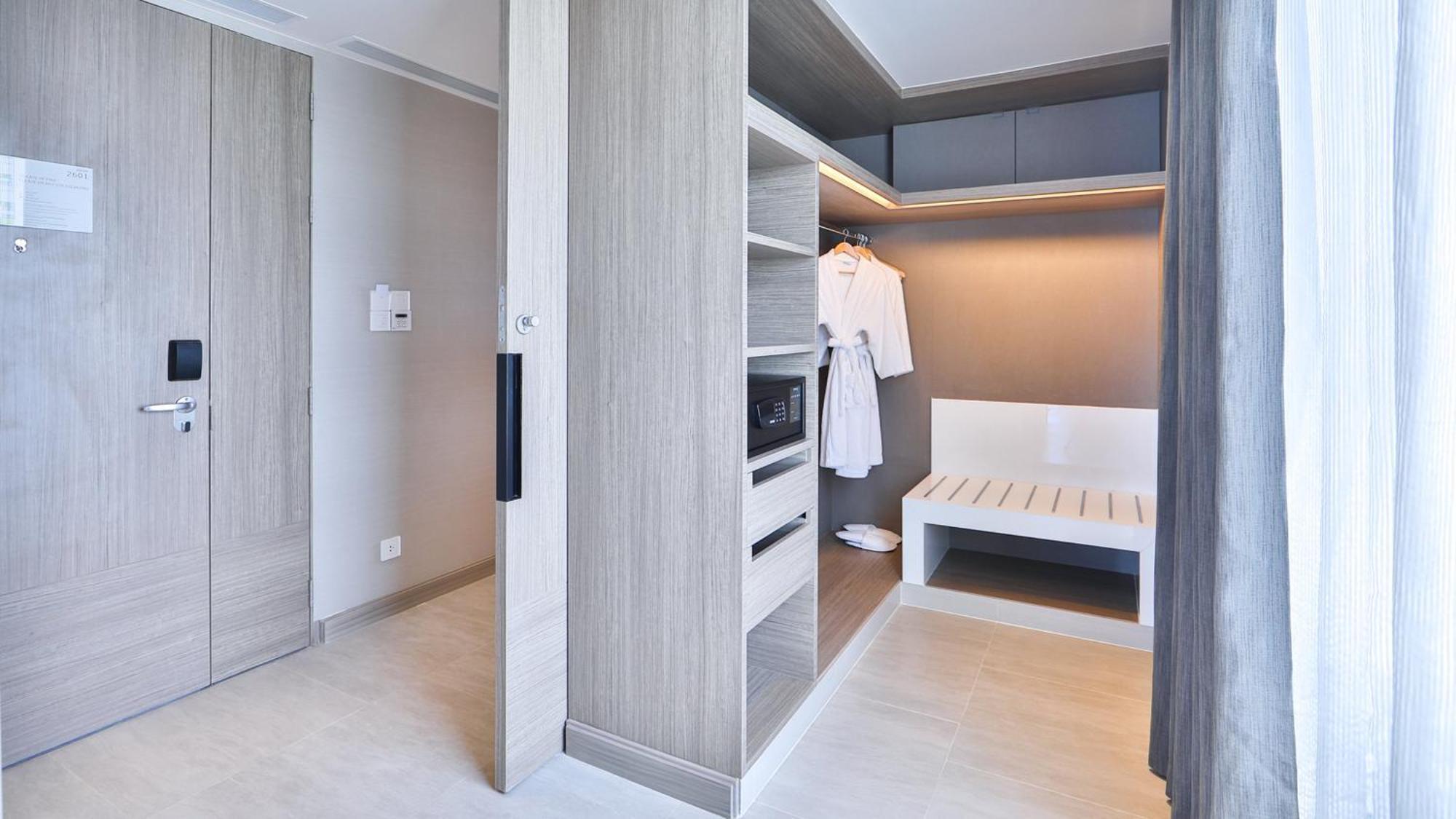 Holiday Inn & Suites Rayong City Centre By Ihg Εξωτερικό φωτογραφία
